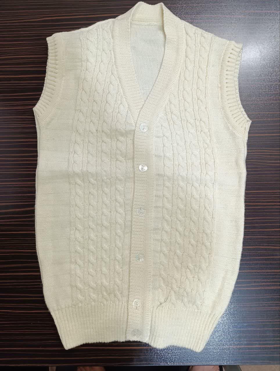 جیلقه پشمی دکمه دار